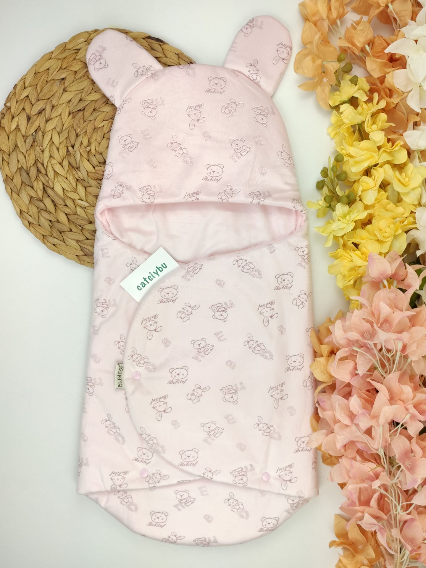 Pembe Tavşan Baskılı Kundak Battaniye