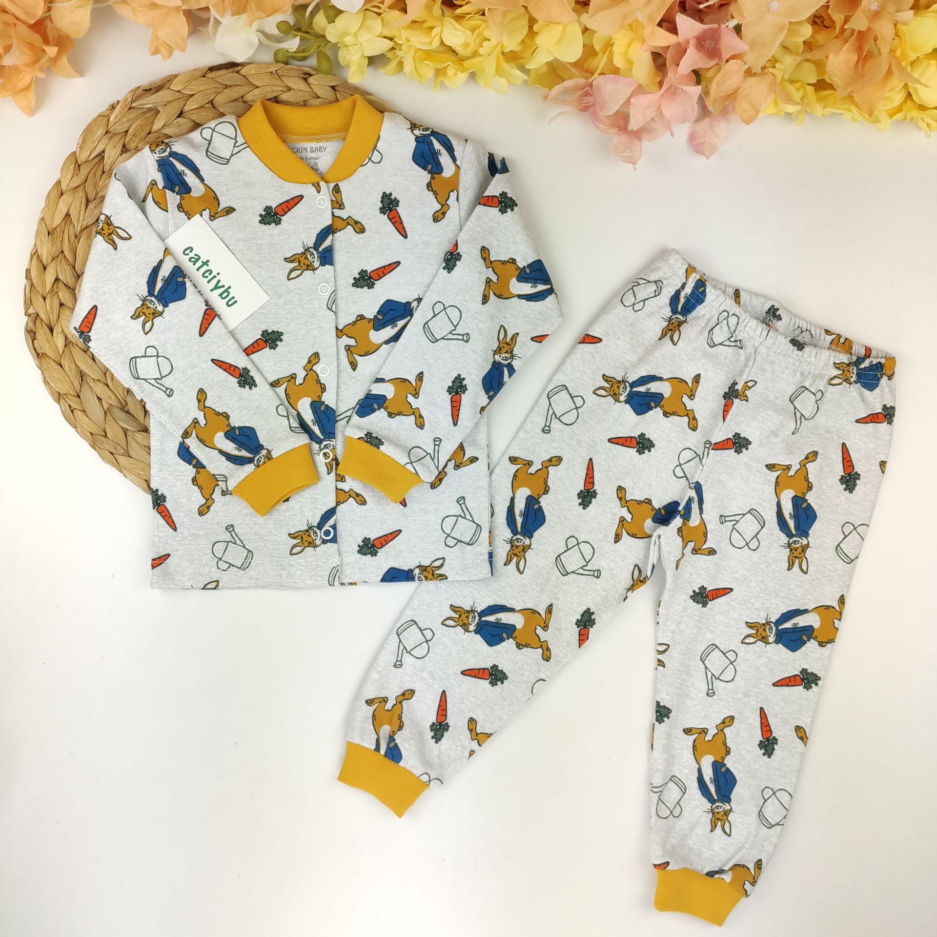 Tavşan %100 Pamuklu Önden Çıtçıtlı Pijama Takım