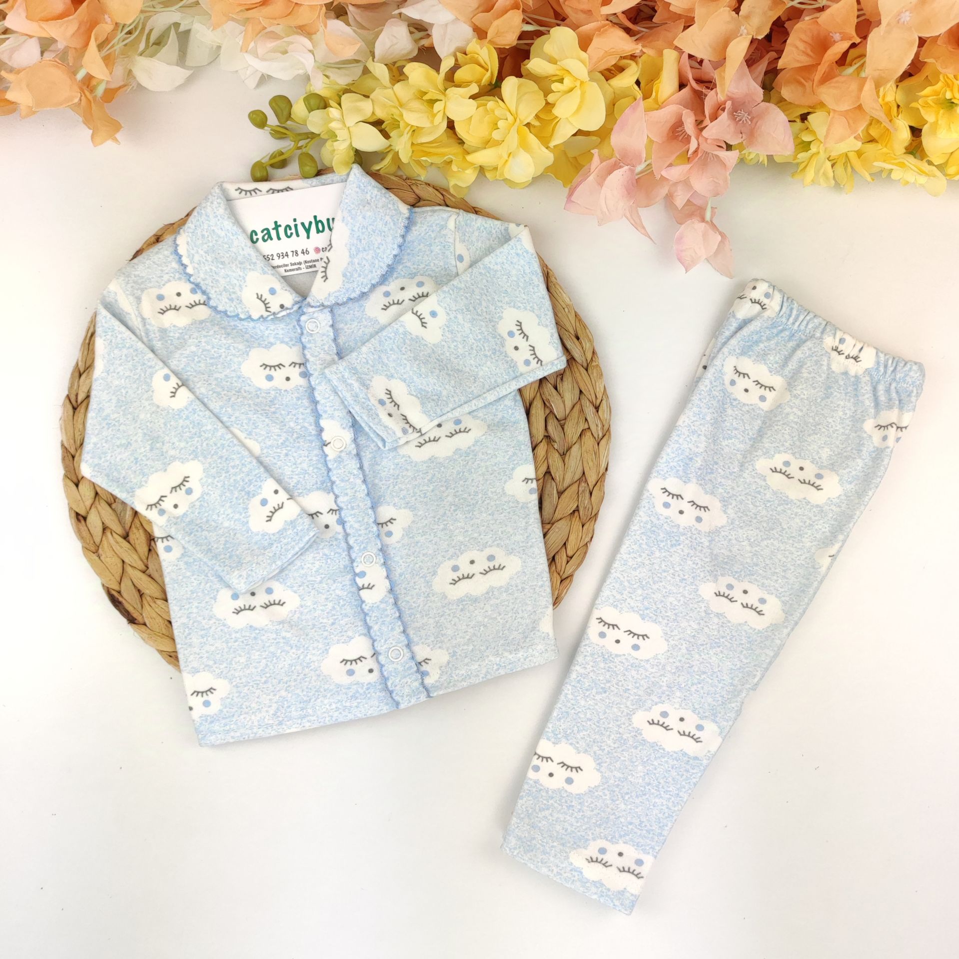 Bulutlu Önden Çıtçıtlı %100 Pamuklu Pijama Takım