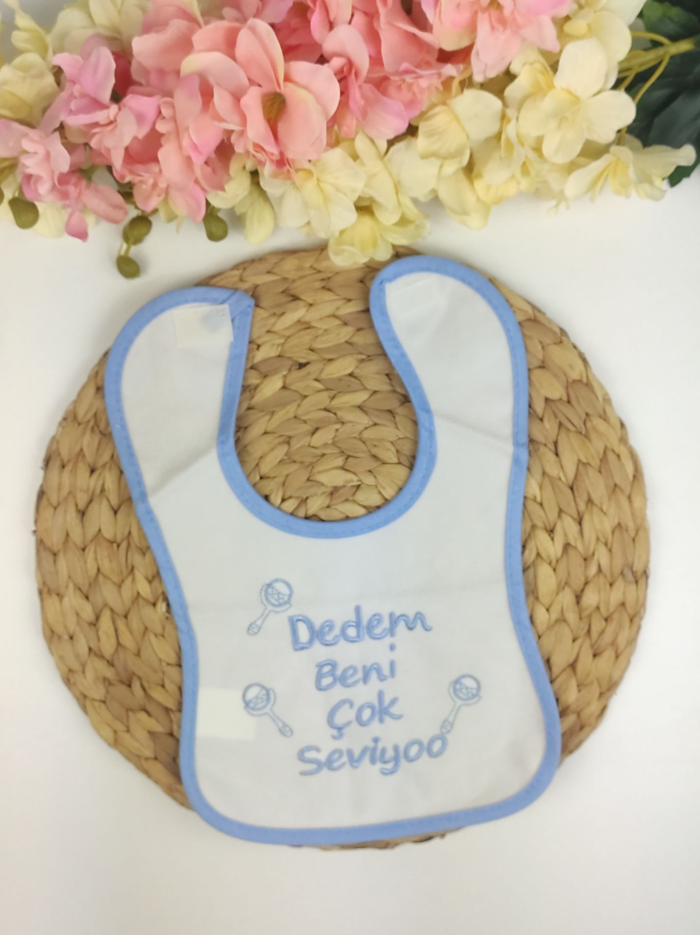 Dedem Beni Çok Seviyor Mama Önlüğü