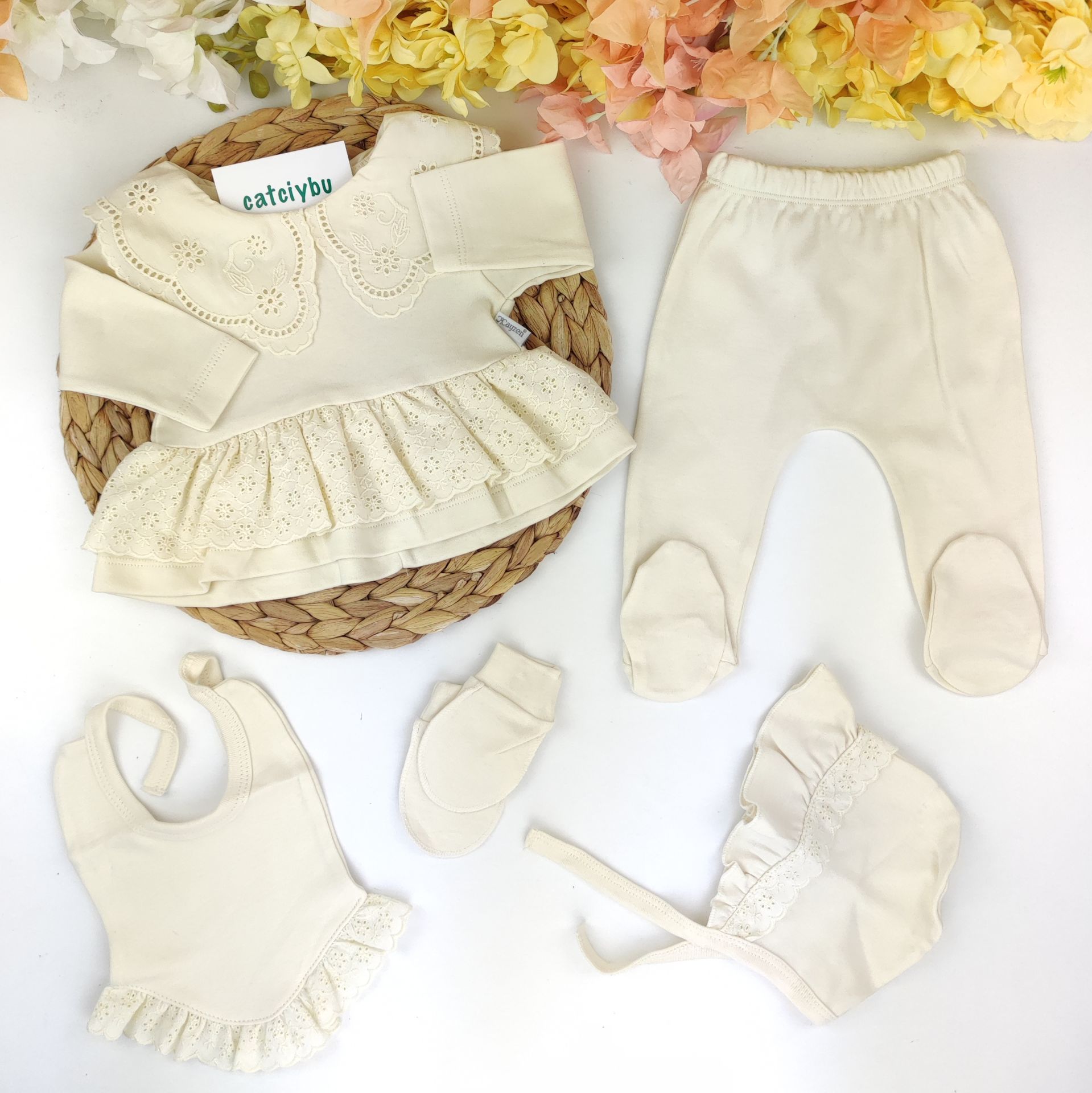 Fistolu Bebe Yakalı Güpürlü %100 Pamuk 5 Parça Hastane Çıkışı